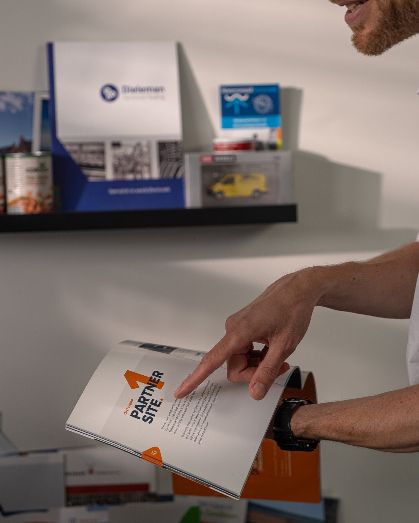 Marketeer promotiemateriaal ontwerpen brand design bureau 35 Marketeer promotiemateriaal ontwerpen brand design bureau