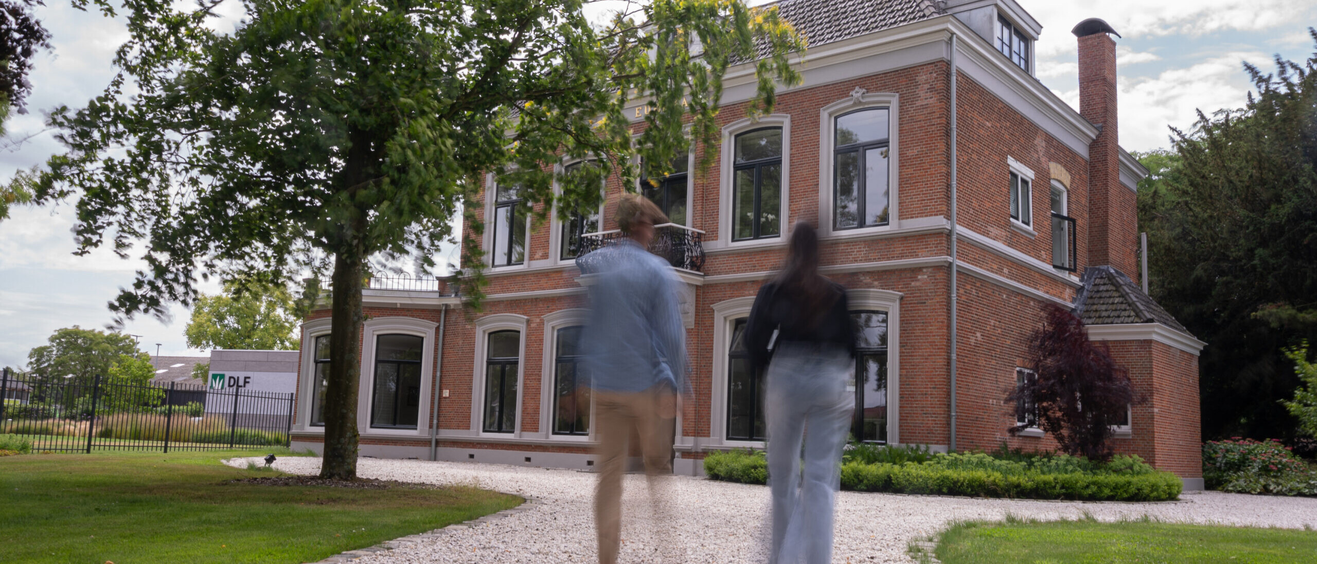 Merkstrategie bureau strategen naar kantoor 1 Merkstrategie bureau strategen naar kantoor