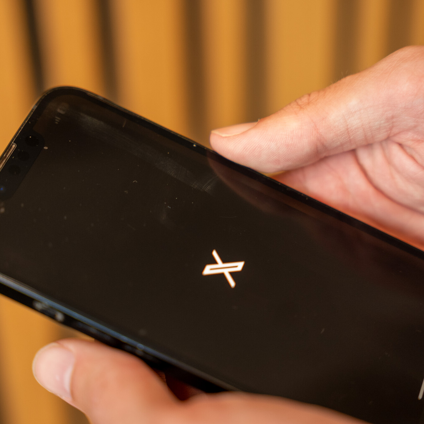 Bereik mensen op X met BRAIN communicatie 40 X of twitter social media beheer en planning